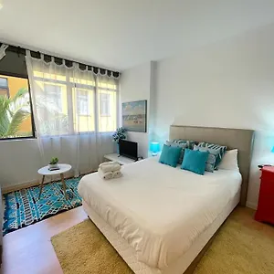 https://martires-city-center.es-andalucia.com