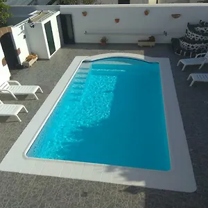https://casa-daniela.in-canary-islands.com